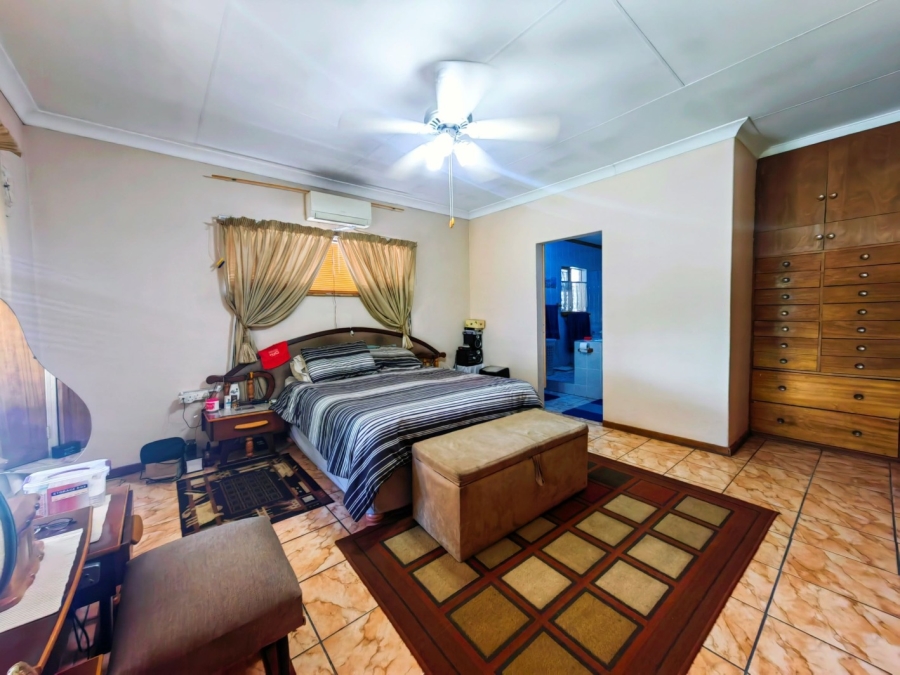 8 Bedroom Property for Sale in Potchefstroom Rural North West